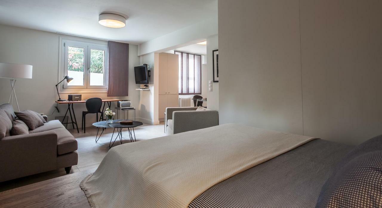 Unique Semi-Basement Stay At The Foot Of The Acropolis Αθήνα Εξωτερικό φωτογραφία