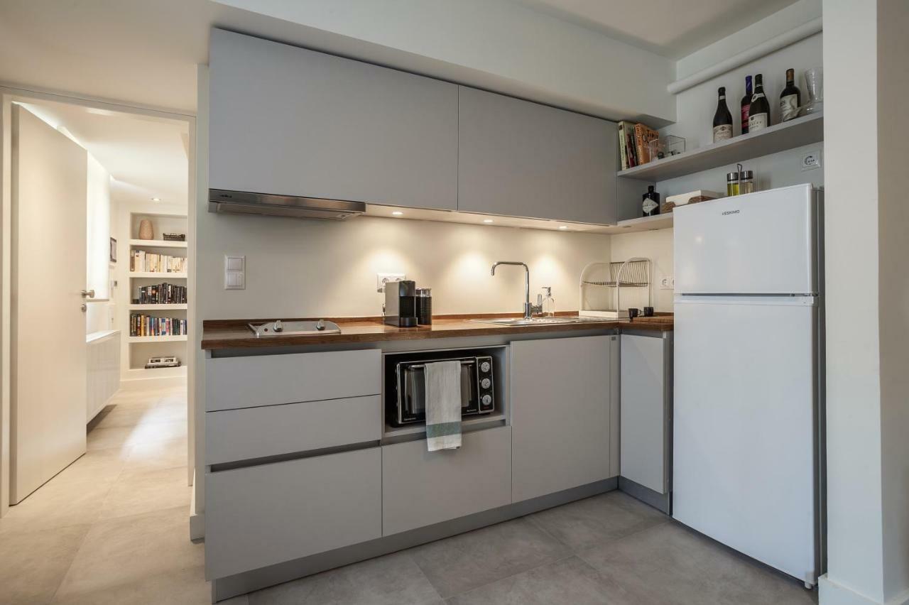 Unique Semi-Basement Stay At The Foot Of The Acropolis Αθήνα Εξωτερικό φωτογραφία